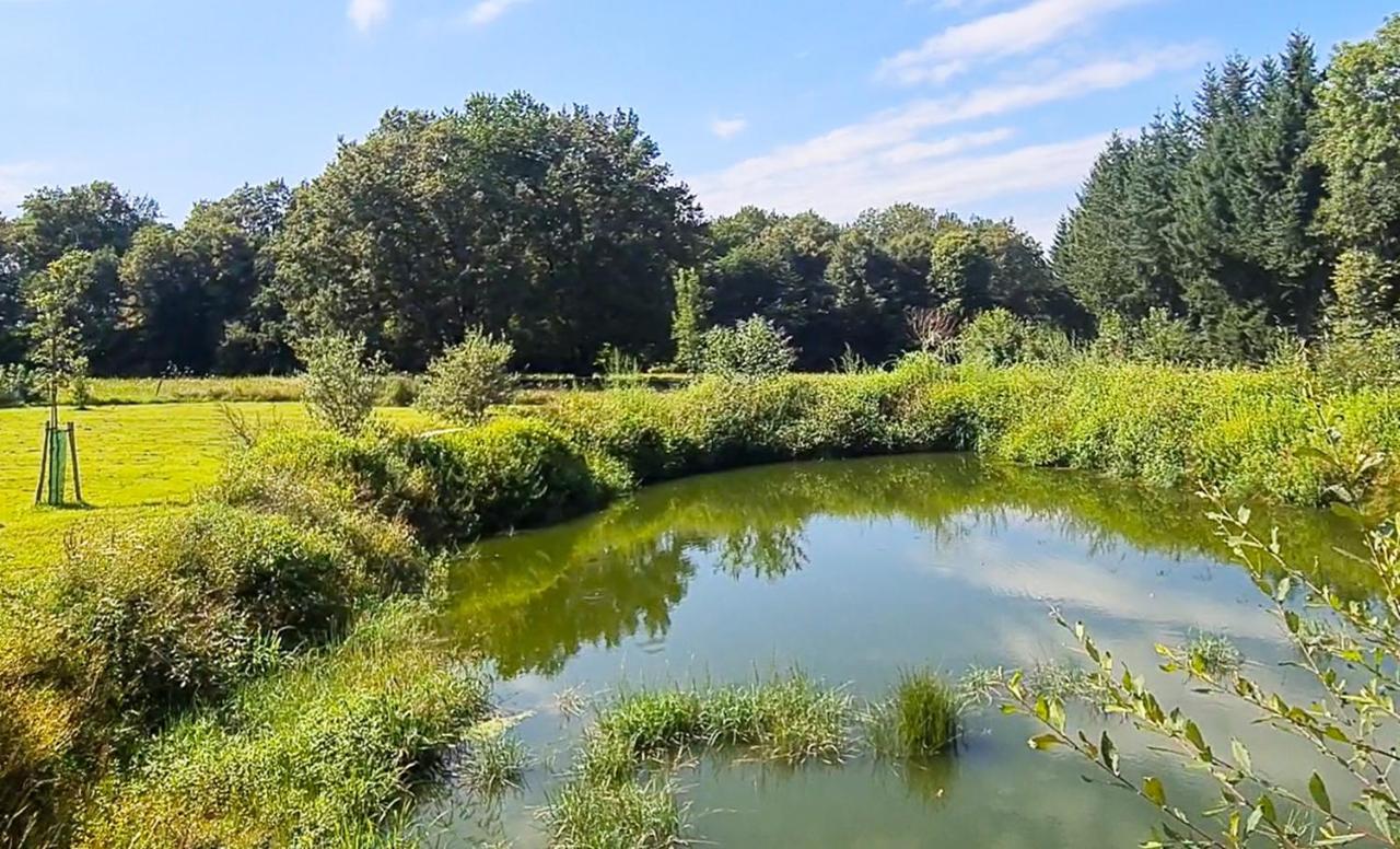 La Rhue Gites - Jacuzzi Jumilhac-le-Grand Kültér fotó
